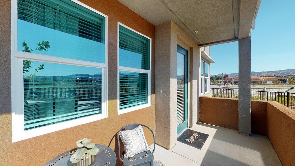 Unit patio at The Braydon Apartments in Napa CA
